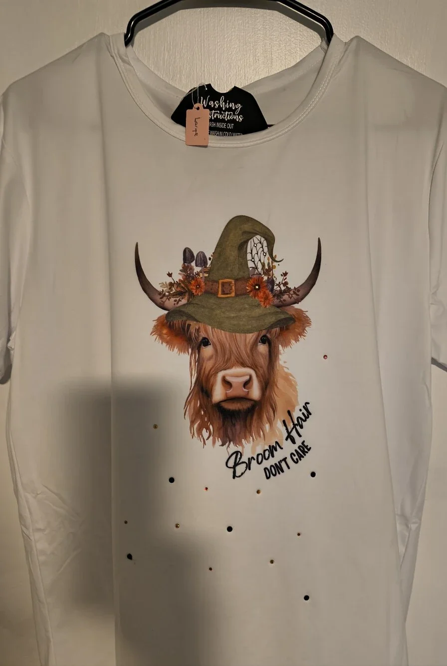 Halloween Tee With Olive Witch Hat Highland Cow Tapestry - Broom Hair Don't Care